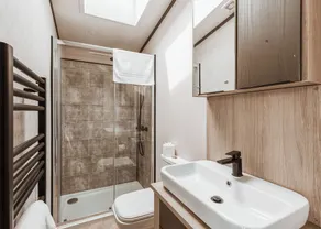 Sycamore Lodge VIP Hot Tub and Pet Friendly - Image 2