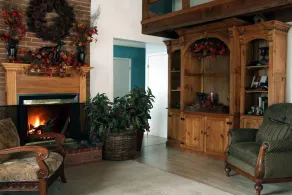Frankston Home w / Deck & Fishing on Palestina Lake! - Image 2