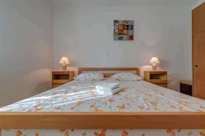 Holiday apartment with sea views just 50 meters from the beach - Image 4