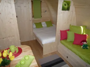 Forest cabin - Image 2