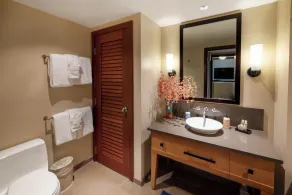 Ko Olina Luxurious Ocean view 2 Bedroom 2 Bath Beach Villa - Image 5