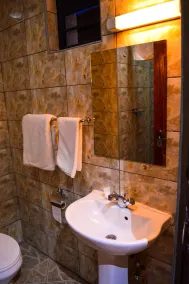 Fourth Parklands Guest House & Conference - Image 3