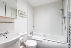 Toast Lettings | Kirkwood Drive, a 4 bedroom townhouse close to Durham City - Image 4