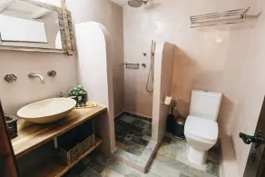 Villa Artemida - Three Bedroom Villa, Sleeps 8 - Image 2
