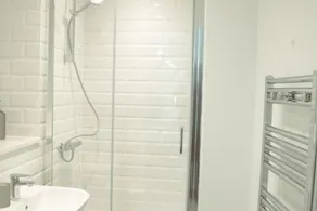 Charming 2 Bedroom Apartment in Birmingham - Image 3
