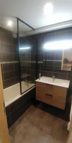 Lejlighed 4/6 personer 40m2 ved foden af skråningerne mod syd 4 fl. Eller Les Menuires - Image 2