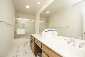 Tellico Village, sydvest for Knoxville, Lakefront Community - Image 3