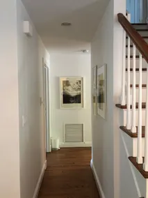 Bridgehampton Farmhouse - Image 2