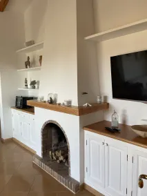 Intimate luxury villa 5 minutes' walk from the beach in a quiet location - Image 3