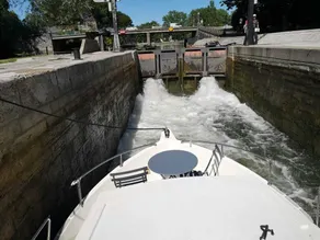 Riverboat with dockside terrace or navigation option WITHOUT PERMIT - Image 5