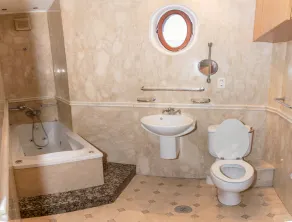 Unique apartment situated in the real heart of Bucharest - Image 5