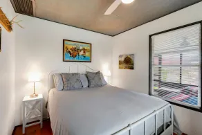 COZY RIVERFRONT CABIN! - Image 4