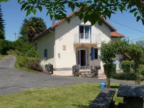 Grande casa con giardino e terrazza - Image 5