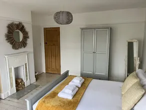 Coastal family holiday home near stunning sandy beaches & River Stour in Dorset. - Image 5