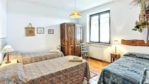 Hermoso apartamento en villa para 5 personas con piscina, WIFI, TV y veranda - Image 5