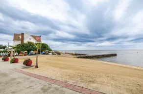 Fully Updated Cornfield Point Beach House, Old Saybrook, CT - Image 5