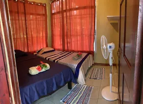 Blue House, Rural house 10 minutes from the beach and surrounded by nature! - Image 3