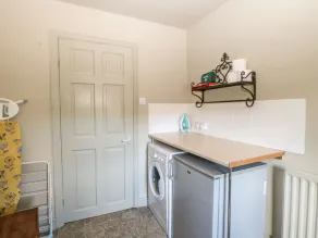 LOW SHIPLEY COTTAGE, pet friendly, with hot tub in Barnard Castle - Image 3