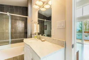 Chateau Coho by Avantstay Easy Beach Access - Image 2