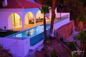 Villa Bugenvilla près de la mer avec une vue magnifique sur la Méditerranée - Image 2