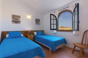 Lira 3 bedroom villa, Cala Morell - Image 4
