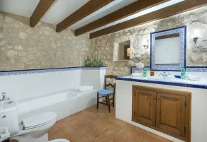 Owl Booking Villa Lloberina - In the Midst of Nature - Image 2