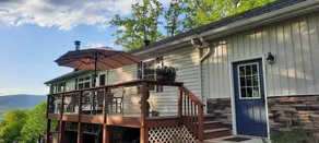 Beautiful waterfront lodge, private dock and breath taking views of Smith Mt. - Image 5