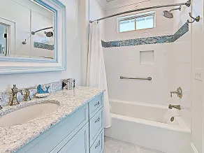 Over Easy Beach House - Construit été 2019 - Image 4