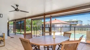 BEE31 - LAVISH BOUTIQUE BEECH HOUSE - Image 5