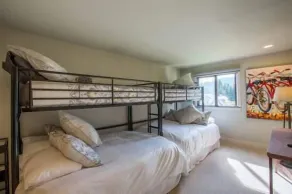 Vail Village condo walking distance to Gondola - Image 5