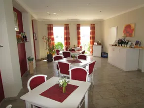 Double room, shower, WC, 1 bedroom - Wine and guest house Matt-Schwaab - Image 3