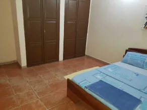 Furnished, air-conditioned apartment with private terrace - Image 5