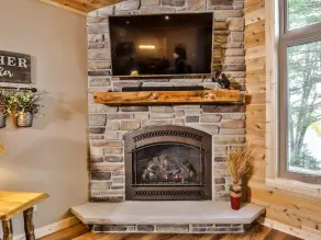 Naturkante: Seeuferhaus - WLAN, kostenloses Brennholz, Generator, keine Reinigungsgebühr! - Image 2