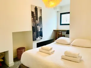 INSOLITE- PENICHE 200m² - PARIS - 4 Bedrooms, terrace 100m², 10 pers, animals ok - Image 3