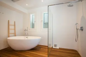 Superb Position, High End Villa, New Residence, For Large Groups, 10 Rooms - Image 3