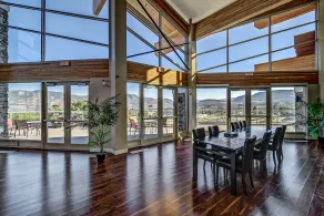 EIN SCHLAFZIMMER CONDO MIT WUNDERSCHÖNEM SEEBLICK UND WELTKLASSE ANNEHMLICHKEITEN - Image 5