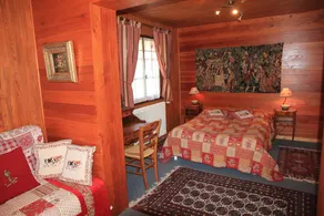 Stunning 450 m² Savoyard chalet at the foot of the Aiguilles d'Arves. Elevation: 1,600 m. - Image 5