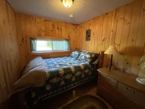 Beautiful Lakefront Cottage - Image 5