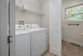 Beautiful Pines Home - Great for large families & close to all area attractions! - Image 2