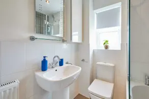 Host & Stay - Happy Home - Image 3