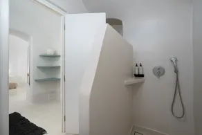 Kalyva, 2 bedroom House in Oia - Image 5
