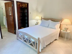 Ocean View 3-bedroom Villa Apartment w/ Pool – Walk to Surf & Ocean - Image 4
