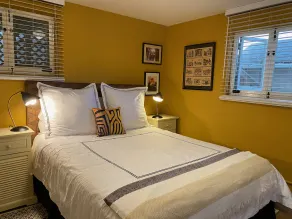 Gorgeous Garden Apartment - Private Near All - Image 3
