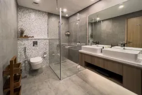 Luxury Home - Image 5