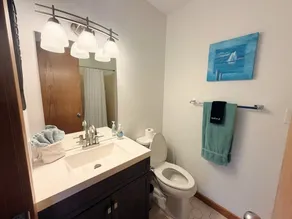 Spacious & Charming Wellesley Island Townhome with Dock - Image 3