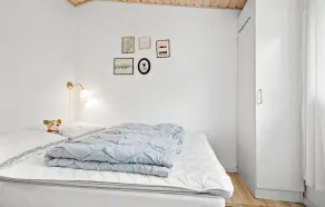 3 Bedroom Accommodation in Svaneke - Image 5