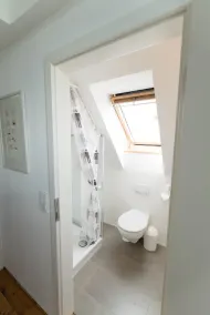 Espaçoso, casa de sonho moderna em um local tranquilo - Image 4