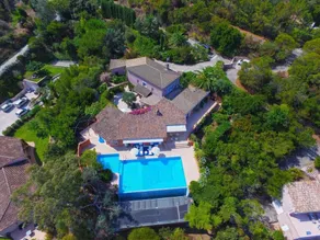 Villa prestige, panorama golfe d’Ajaccio, 2 piscines, 6 suites, 14 p, 400m plage - Image 4
