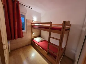 T3 garden apartment in residence  - Image 3