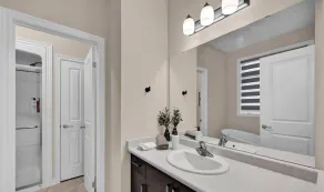 22min drive to Niagara. Sleeps 10. 1GB. 5 Bd/4 Bth - Image 3